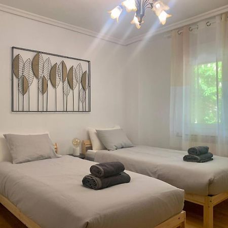 Apartamento Centrico Y Comodo Vitoria-Gasteiz Bagian luar foto